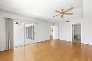 13105 Vanderbilt Dr, Naples, FL 34110 - Photo 22