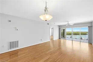 13105 Vanderbilt Dr, Naples, FL 34110 - Photo 8