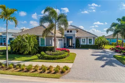 6137 Megans Bay Dr, Naples, FL 34113 - Photo 4