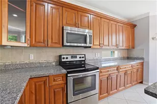 8317 Sumner Ave, Fort Myers, FL 33908 - Photo 12