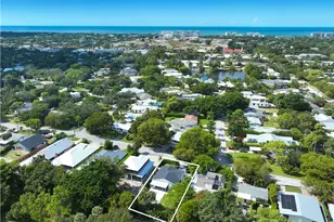 1080 13th St N, Naples, FL 34102 - Photo 30