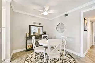 1100 Gulf Shore Blvd N, Naples, FL 34102 - Photo 10