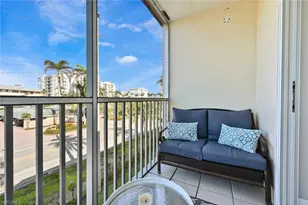 1100 Gulf Shore Blvd N, Naples, FL 34102 - Photo 24