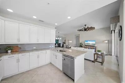 8030 Signature Club Cir #102, Naples, FL 34113 - Photo 12