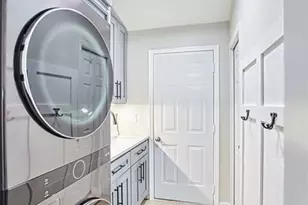 3700 Kent Dr, Naples, FL 34112 - Photo 22