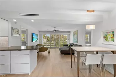 568 12th Ave S #568, Naples, FL 34102 - Photo 2