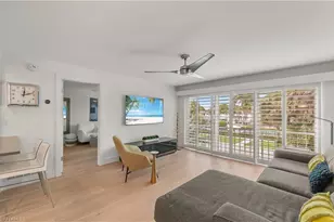 568 12th Ave S, Naples, FL 34102 - Photo 8