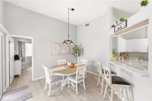 2860 Citrus Lake Dr, Naples, FL 34109 - Photo 10