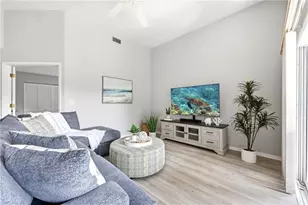 2860 Citrus Lake Dr, Naples, FL 34109 - Photo 4