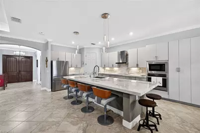 28008 Kerry Ct, Bonita Springs, FL 34135 - Photo 8