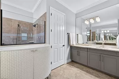 28008 Kerry Ct, Bonita Springs, FL 34135 - Photo 18