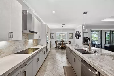 28008 Kerry Ct, Bonita Springs, FL 34135 - Photo 12