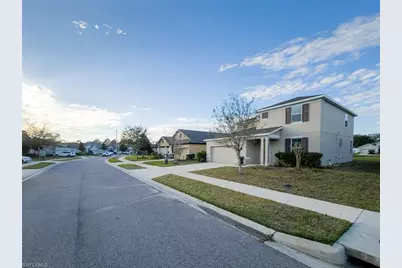 13715 Garden Hills Dr, Spring Hill, FL 34609 - Photo 2