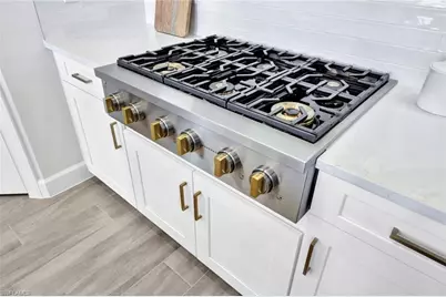 11943 Raggio Dr, Fort Myers, FL 33913 - Photo 10