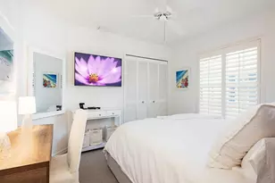 7074 Barrington Cir, Naples, FL 34108 - Photo 10