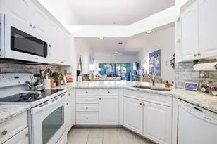 7074 Barrington Cir, Naples, FL 34108 - Photo 6