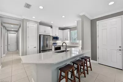 8017 Calle Canovas Ct, Naples, FL 34114 - Photo 8