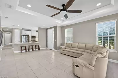 8017 Calle Canovas Ct, Naples, FL 34114 - Photo 4