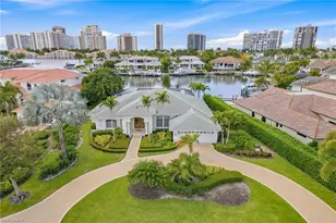 4459 Crayton Rd, Naples, FL 34103 - Photo 2