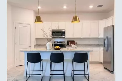 13899 Hunter Oak Dr, Fort Myers, FL 33913 - Photo 2