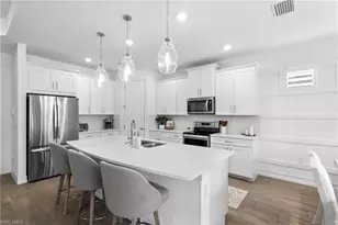 28013 Seasons Tide Ave, Bonita Springs, FL 34135 - Photo 6