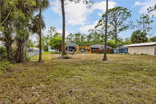 3283 2nd Ave SE, Naples, FL 34117 - Photo 34