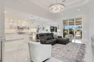 9257 Cayman Dr, Naples, FL 34114 - Photo 8