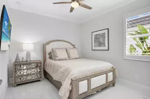 9257 Cayman Dr, Naples, FL 34114 - Photo 32