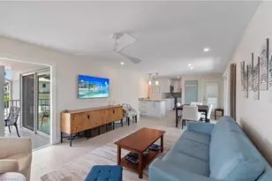 636 12th Ave S, Naples, FL 34102 - Photo 2