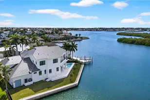720 Hull Ct, Marco Island, FL 34145 - Photo 44