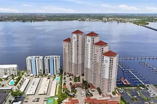 2104 W First St, Fort Myers, FL 33901 - Photo 4