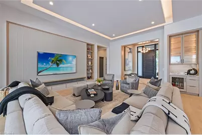 210 Bay Pt, Naples, FL 34103 - Photo 4