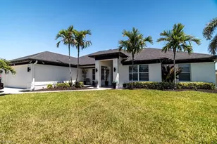 19 NW 13th Pl, Cape Coral, FL 33993 - Photo 4
