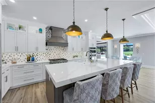 4701 Oak Leaf Dr, Naples, FL 34119 - Photo 6