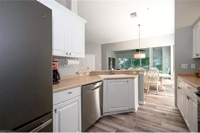 5125 Cedar Springs Dr #204, Naples, FL 34110 - Photo 6