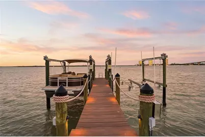 280 Estrellita Dr, Fort Myers Beach, FL 33931 - Photo 50