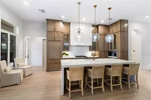 10270 Visconti Cir, Miromar Lakes, FL 33913 - Photo 8