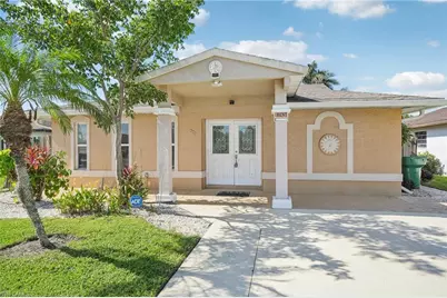 770 93rd Ave N, Naples, FL 34108 - Photo 1