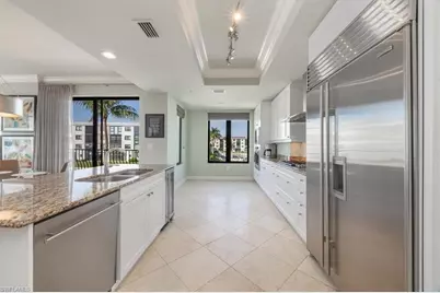 1490 5th Ave S #200B, Naples, FL 34102 - Photo 16