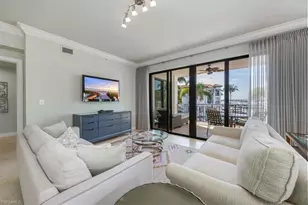 1490 5th Ave S, Naples, FL 34102 - Photo 10