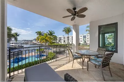 1490 5th Ave S #200B, Naples, FL 34102 - Photo 6