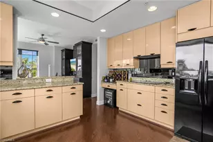 425 Cove Tower Dr, Naples, FL 34110 - Photo 14