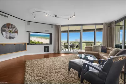 425 Cove Tower Dr #504, Naples, FL 34110 - Photo 4