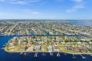 1020 Dolphin Dr, Cape Coral, FL 33904 - Photo 16