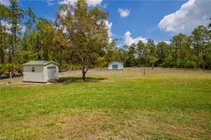 2210 19th St SW, Naples, FL 34117 - Photo 26