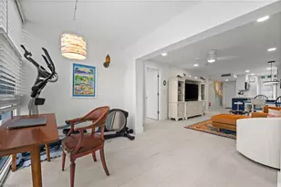 1021 3rd St S, Naples, FL 34102 - Photo 22