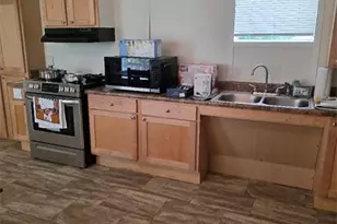 8385 Marx Dr, North Fort Myers, FL 33917 - Photo 6