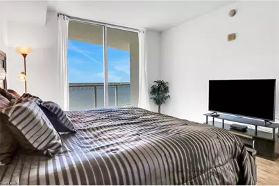 3000 Oasis Grand Blvd #2004, Fort Myers, FL 33916 - Photo 24