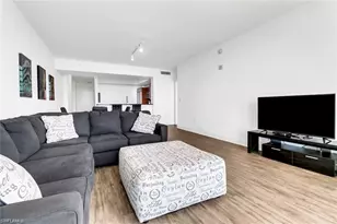 3000 Oasis Grand Blvd, Fort Myers, FL 33916 - Photo 20