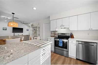 738 95th Ave N, Naples, FL 34108 - Photo 10